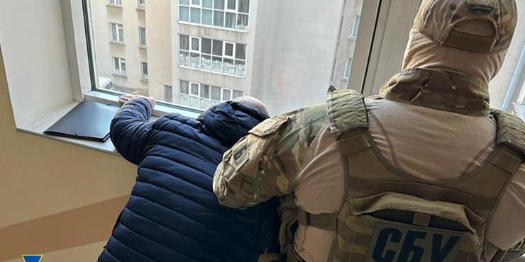 Заступника голови Одеської ОВА звільнили через звинувачення у корупції