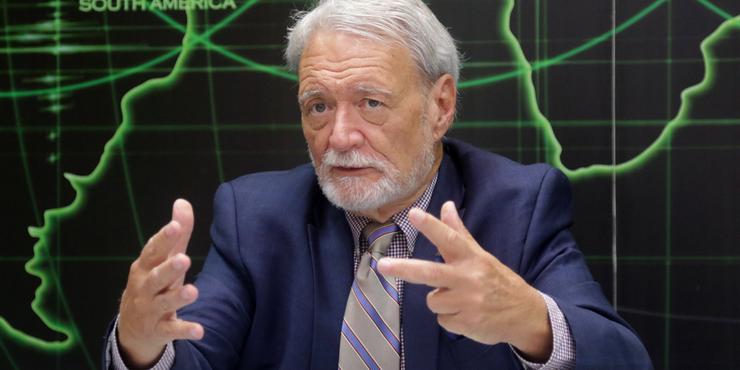 Американський експерт про претензії України: Це не наша провина, що ви не виробляли власне озброєння