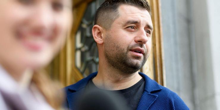 Арахамія пояснив, чому у "Слузі народу" саботують заборону УПЦ МП в Україні