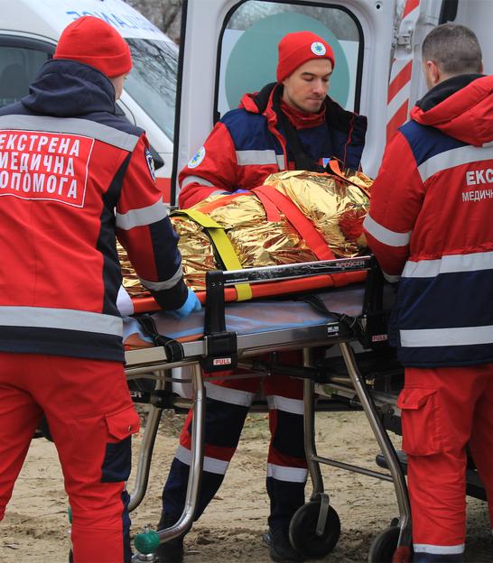 В Україні втричі зросла кількість нападів на медиків “швидкої”: як може запобігти цьому законопроєкт №10221, і чому він не ухвалений