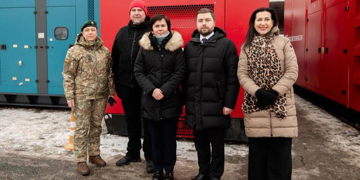 Україна отримала генератори від Литви і Японії