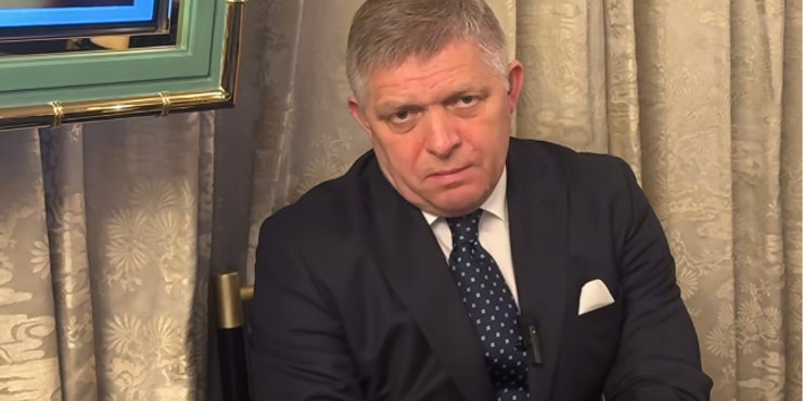 Фіцо оголосив, що Словаччина нарешті готова підтримати 18-й пакет санкцій проти РФ: коли голосування