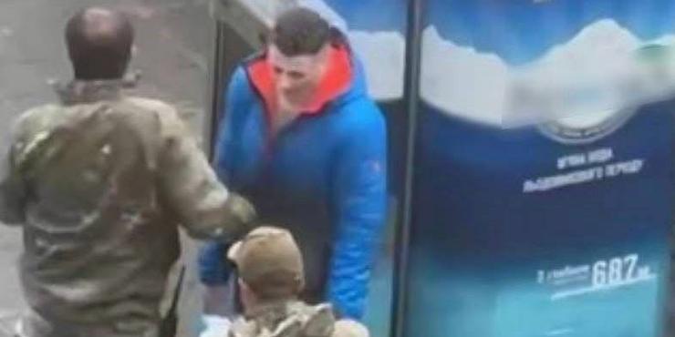 Суд у Харкові дав три роки обмеження волі експрацівнику ТЦК, який побив вчителя