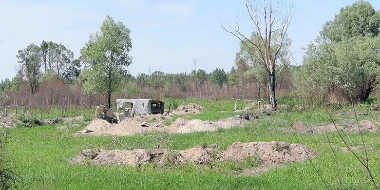 Всі російські солдати, які на початку повномасштабного вторгнення окопувалися в Рудому лісі, померли: що відомо