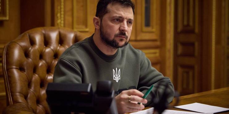 Зеленський підписав закон про довічний фінмоніторинг РЕР