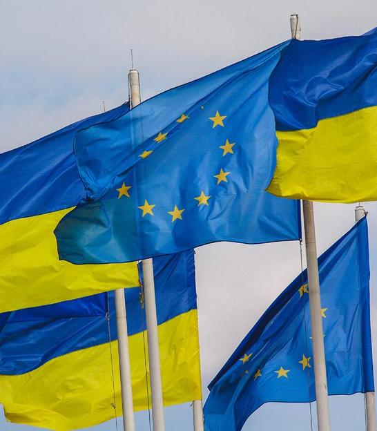 Законопроєкт про нацменшини на вимогу Угорщини: на які ризики йде Україна заради вступу в ЄС