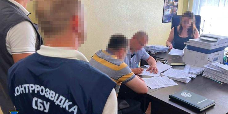 СБУ викрила ексдиректора харківського підприємства, який розкрадав кошти на ремонті військової техніки