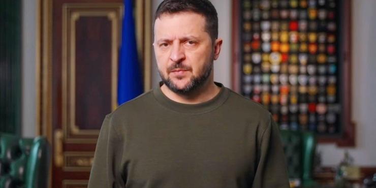Зеленський повідомив про результати наради з вищим військовим командуванням: визначили вразливі місця ворога