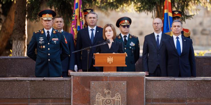 Санду заявила про готовність проголосувати за об'єднання Молдови з Румунією