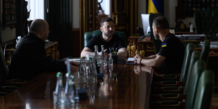 Зеленський оновлює РНБО: які завдання отримають Умєров і Клименко Клименко, Зеленський та Умєров