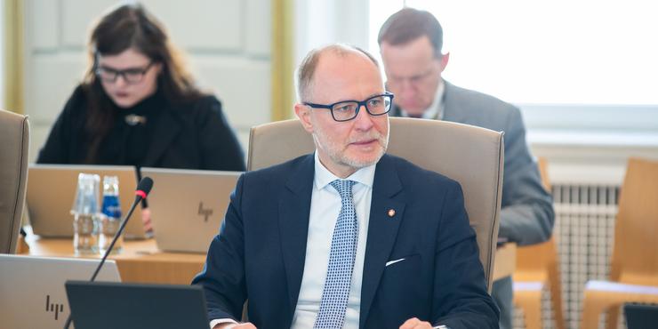 У Латвії міністр оборони подав у відставку через інциденти з дронами: як він це коментує