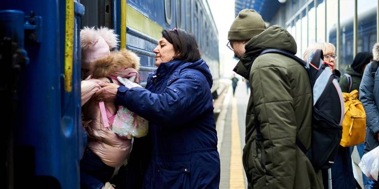 Що буде з виплатами переселенцям у 2023 році
