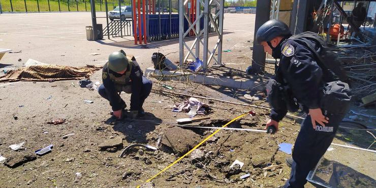 Росіяни близько сотні разів за добу обстріляли Херсонщину: кількість загиблих збільшилася до 23