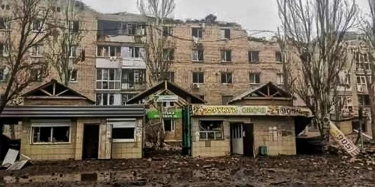 Росіяни поцілили у частину ДСНС у Святогірську на Донеччині: 1 рятувальник загинув, є поранені