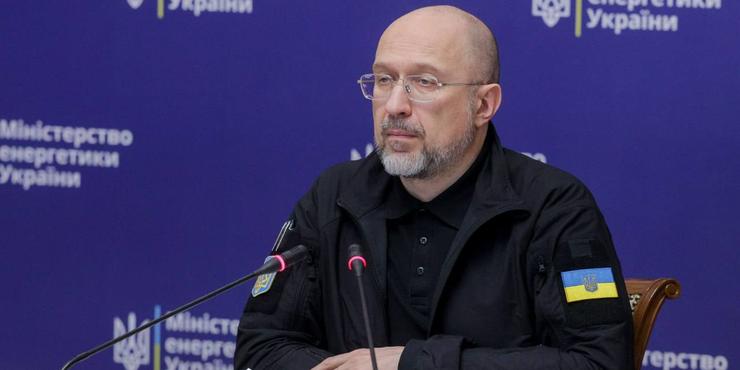 Через обстріли в Україні вимушено обмежили потужність АЕС, — Шмигаль