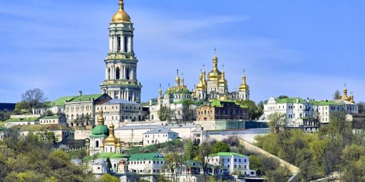 УПЦ МП "виселяють" з Києво-Печерської лаври: що про це відомо