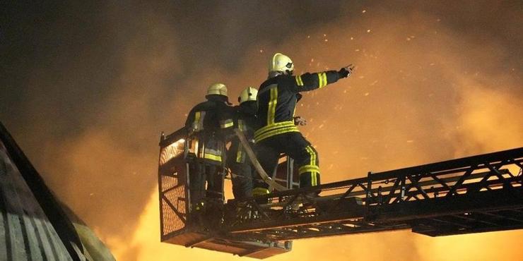 Поліція показала наслідки атаки російських дронів на Одесу