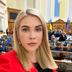 Рудик показала, як її батьки щонеділі мітингують у Нью-Йорку з прапором України