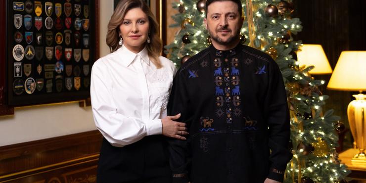 Зеленський привітав українців з прийдешнім Новим роком: "Цей рік став можливим завдяки нашим захисникам"