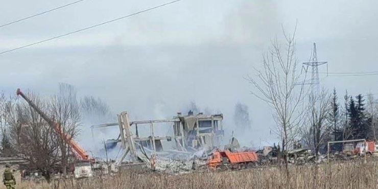 Після удару по Макіївці в Міноборони РФ оголосили всього про 63 загиблих