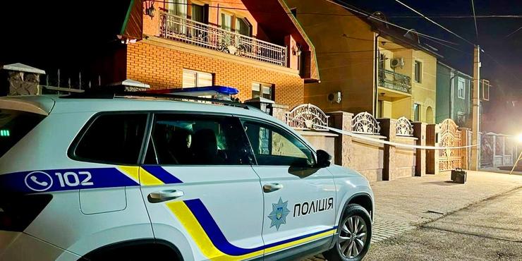 У Мукачево на подвірʼя місцевого депутата невідомі закинули гранату