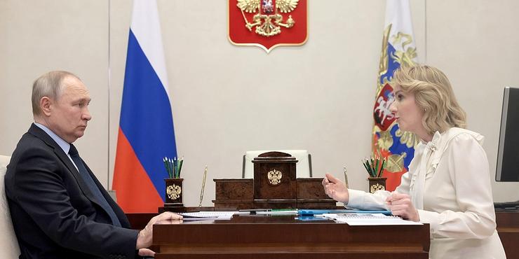 В CNN розповіли про військові торговельні зв'язки Росії з Китаєм: санкції нічого не змінили