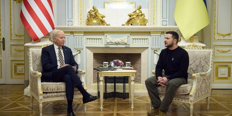 Байден про військову допомогу: Понад 50 країн світу поставлять 700 танків і тисячу артсистем для України