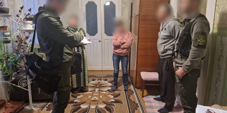 СБУ викрила агентку РФ, яка наводила ракети на українські зерносховища