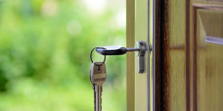Кабмін заборонив виселяти певні категорії переселенців з тимчасового житла: що відомо