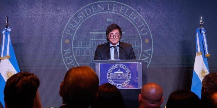 Президент Аргентини, який підтримує політику Трампа, видалив зі своїх соцмереж усі фото із Зеленським