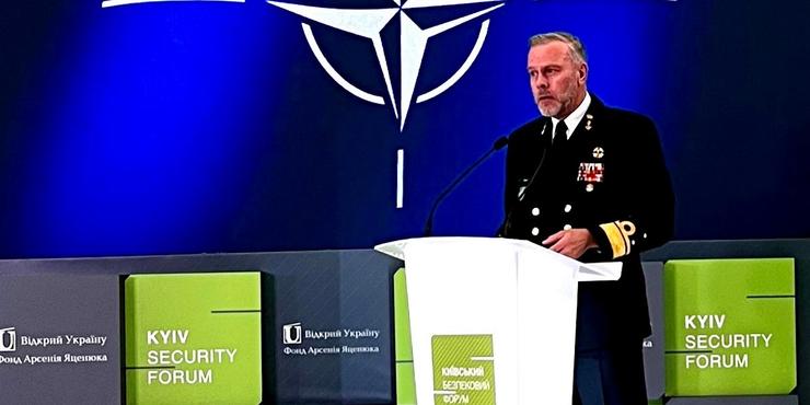 Класична військова перемога України чи Росії є малоймовірною, — адмірал НАТО
