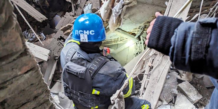 Окупанти обстріляли Покровськ на Донеччині: є загиблі та поранені