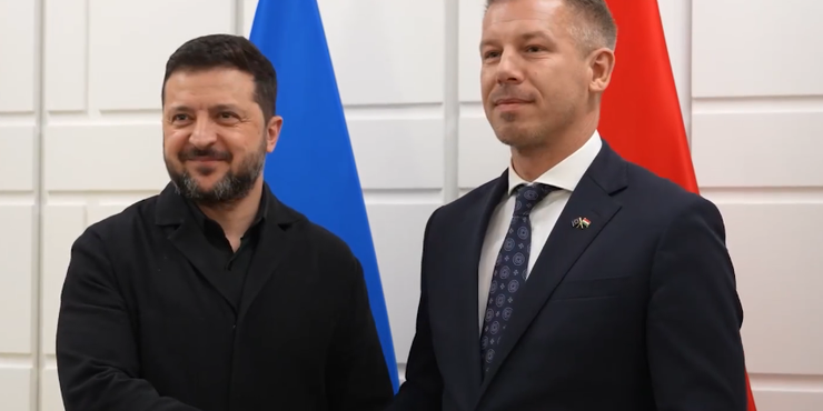 Президент України Володимир Зеленський і прем'єр-міністр Угорщини Петер Мадяр Президент України Володимир Зеленський і прем'єр-міністр Угорщини Петер Мадяр