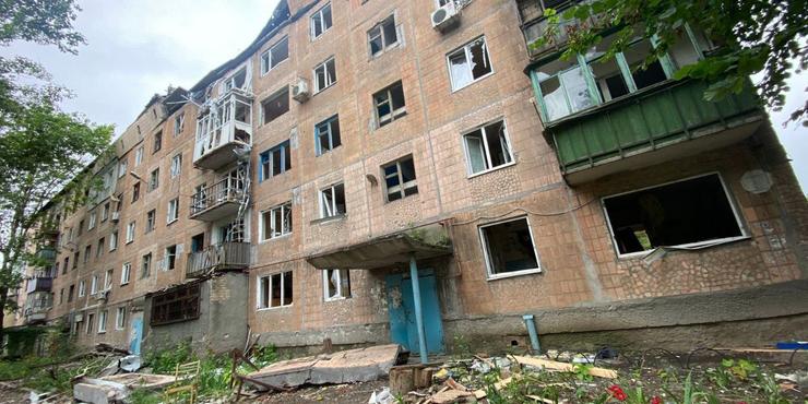 Обстріли Донеччини: російські окупанти вбили двох мирних жителів, ще троє поранені
