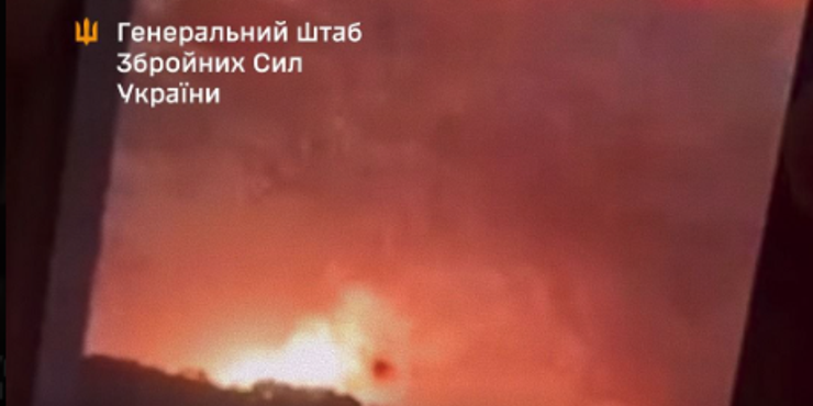 Україна вдвічі збільшила кількість атак на російські НПЗ, обваливши видобуток нафти в РФ, - Reuters