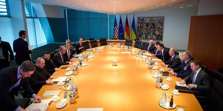 Україна та США до кінця дня можуть укласти угоду, яка наблизить мир, — Умєров
