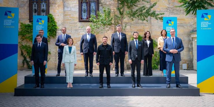 Саміт "Україна — Південно-Східна Європа": Вучич похвалився, що "не зрадив Росію" в Одесі