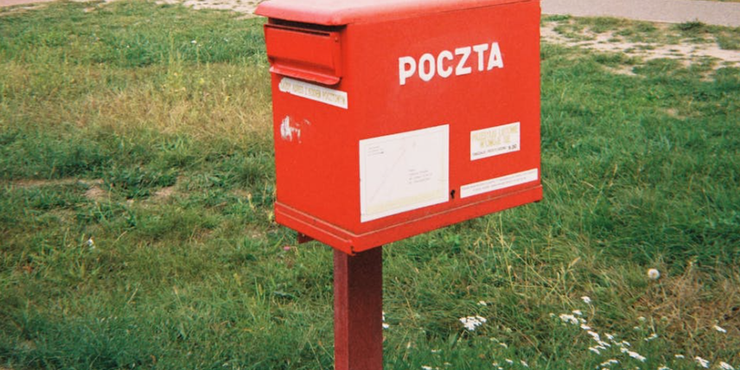 Українські чоловіки у Польщі почали отримувати "повістки": листи містять погрози про арешт і екстрадицію