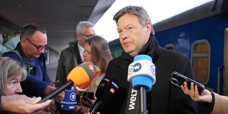 В Україну приїхав міністр економіки Німеччини Габек