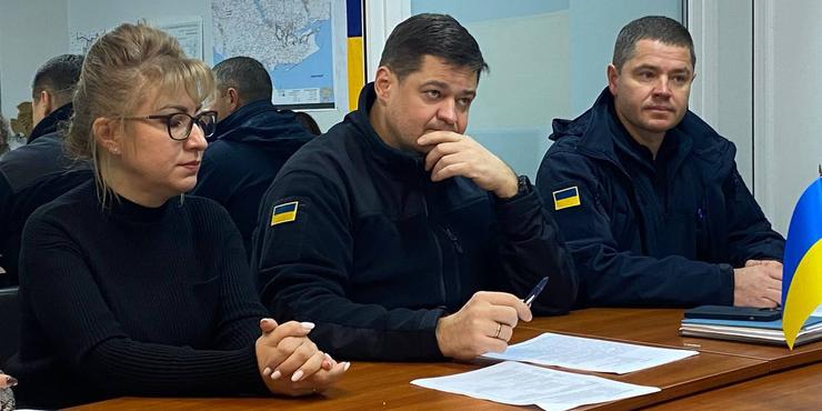 Херсон повністю без електрики через обстріли РФ