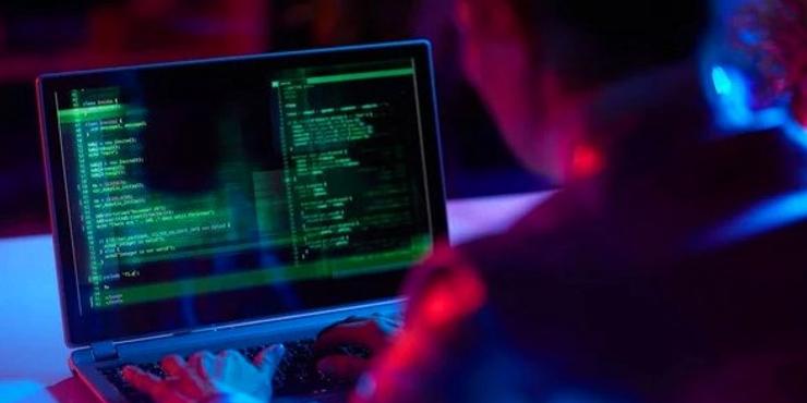 ГУР влаштувало потужну DDoS-атаку на держустанови РФ: що відомо