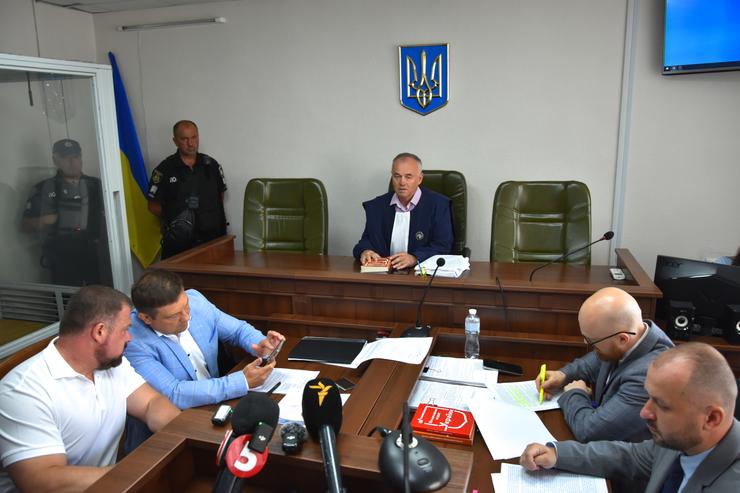 Суд обирає запобіжний захід для Гончарука