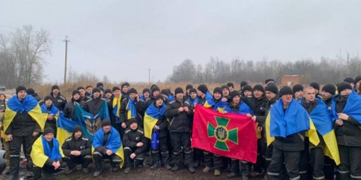 До України з російського полону повернулися ще 130 бійців: їх обміняли на 90 росіян