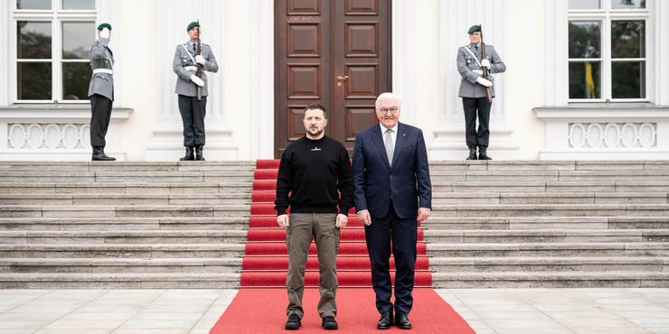 Візит Зеленського у Німеччину: українського президента приймають з військовими почестями, усі подробиці