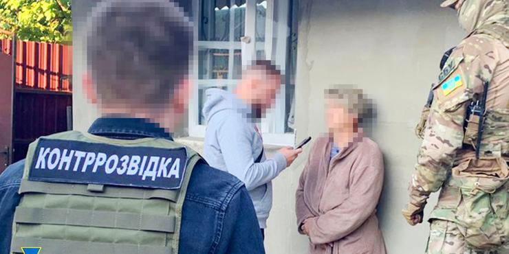 У Сумах по “гарячих слідах” затримали росіянку, яка коригувала удари по місту