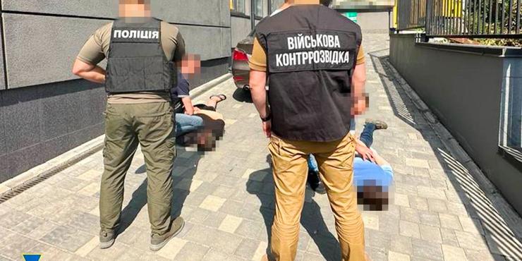 На Тернопільщині депутат допомагав працівникам військкомату уникати ротації на передову