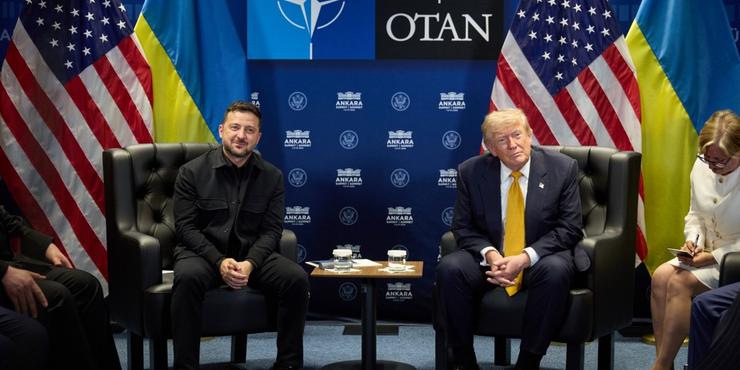 Володимир Зеленський та Дональд Трамп Володимир Зеленський та Дональд Трамп