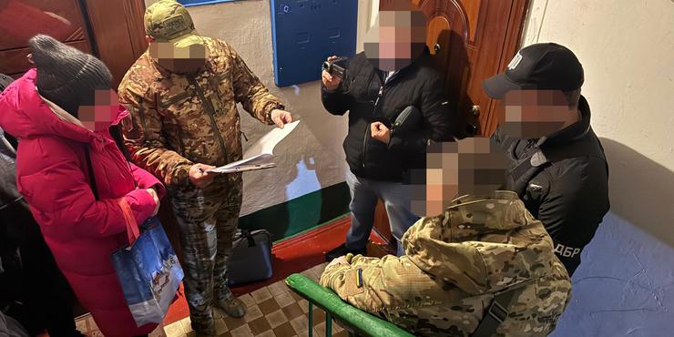 ДБР викрило керівника фінслужби однієї з бригад на Запорізькому напрямку, який привласнив майже 10 млн грн