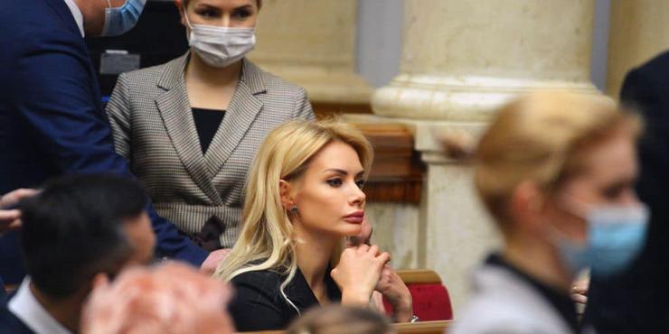Суд зобов’язав генпрокурора відкрити провадження проти депутатки Аллахвердієвої