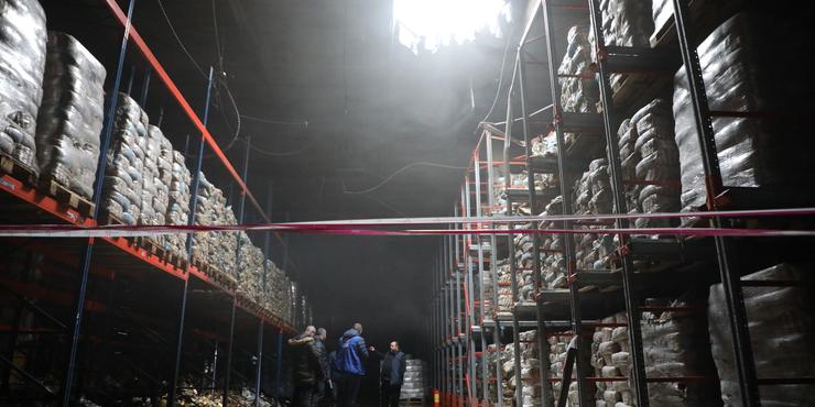 У Дніпрі росіяни завдали удару по складу Всесвітньої продовольчої програми ООН